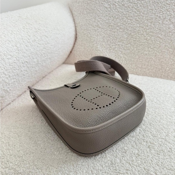 SOLD Authentic Hermes Evelyne Mini M8 - Picture 2 of 8